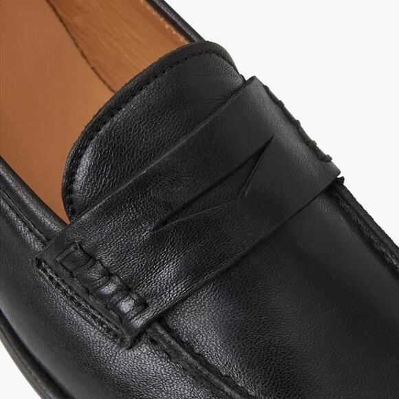 NWOB Women’s Bruno Magli Lixia Loafer in Black Leather SZ 8 - Picture 3 of 8